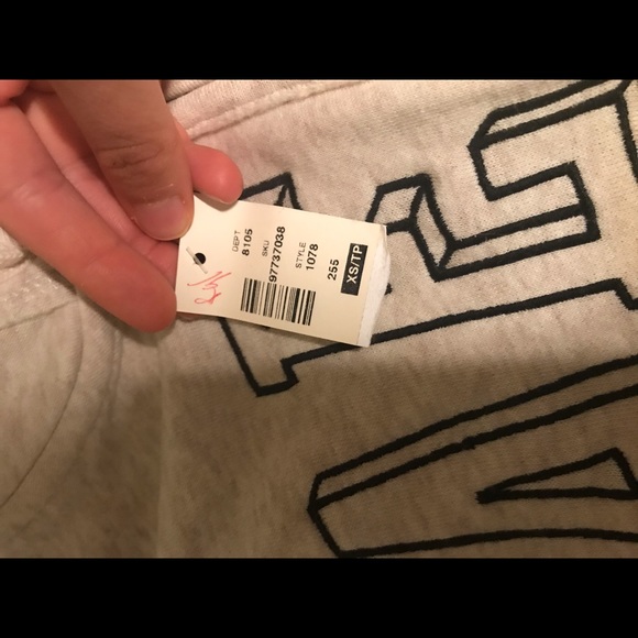 Aeropostale zip-up hoodie - Picture 2 of 3